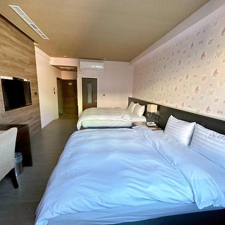 Dlinn Hotel Taichung Exterior photo