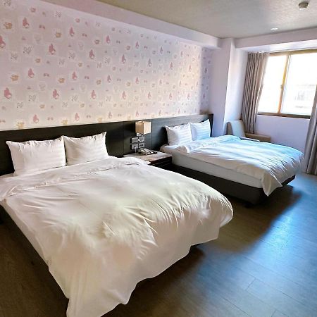 Dlinn Hotel Taichung Exterior photo