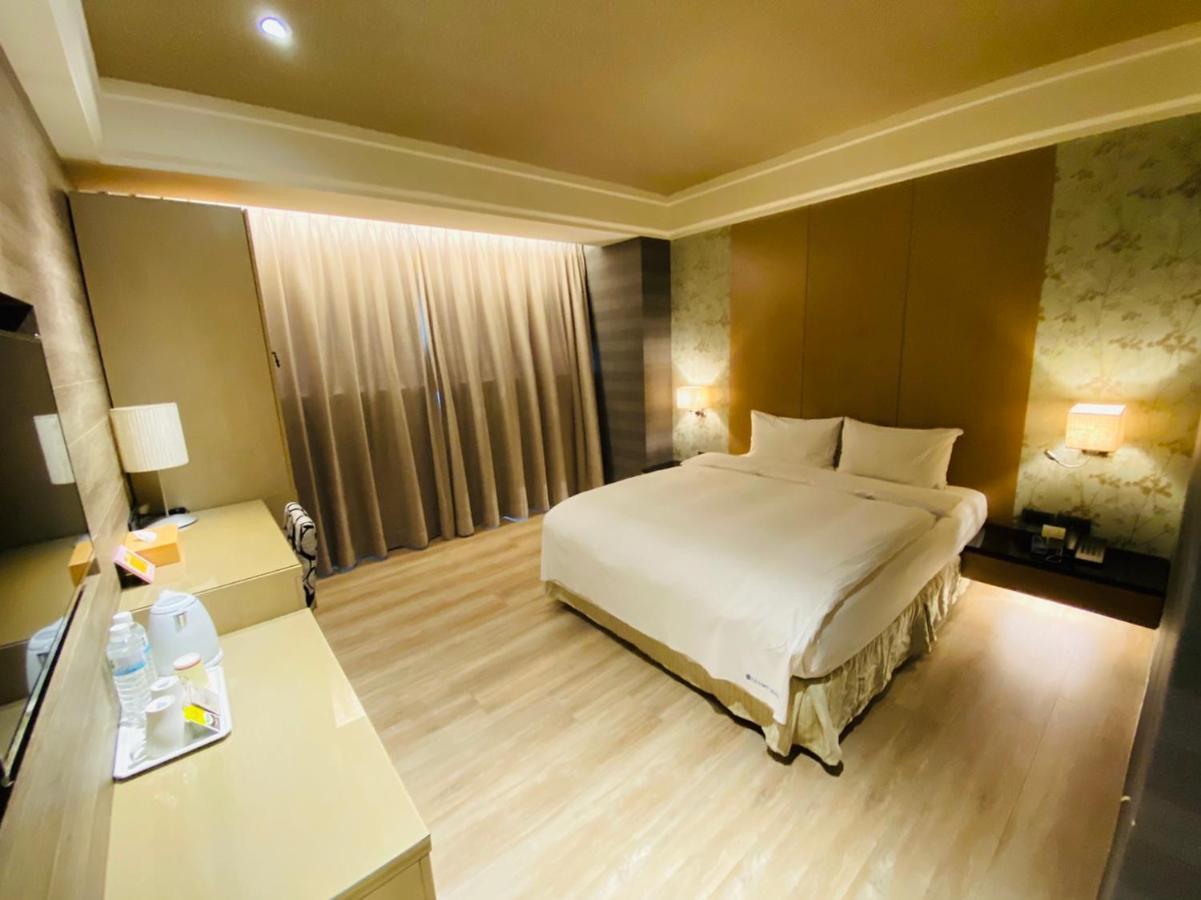 Dlinn Hotel Taichung Exterior photo