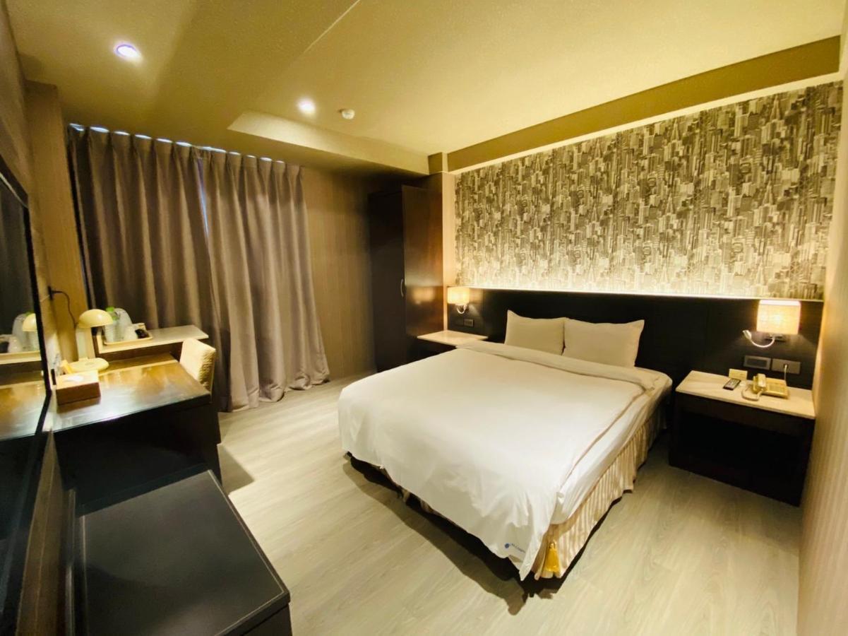 Dlinn Hotel Taichung Exterior photo