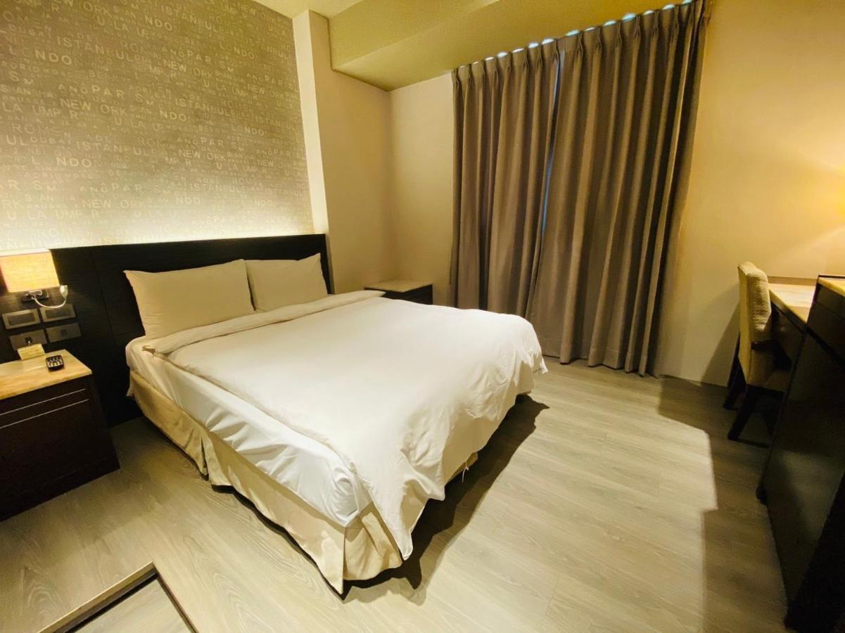 Dlinn Hotel Taichung Exterior photo