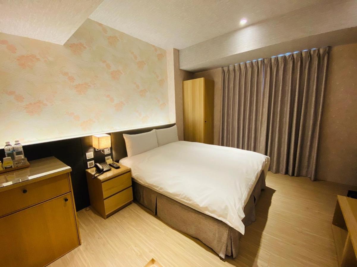 Dlinn Hotel Taichung Exterior photo