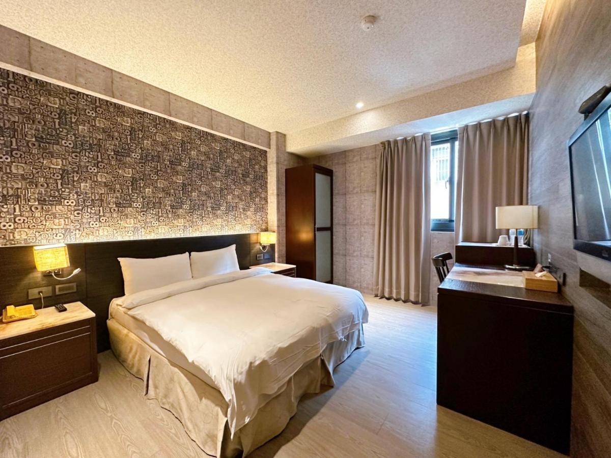 Dlinn Hotel Taichung Exterior photo