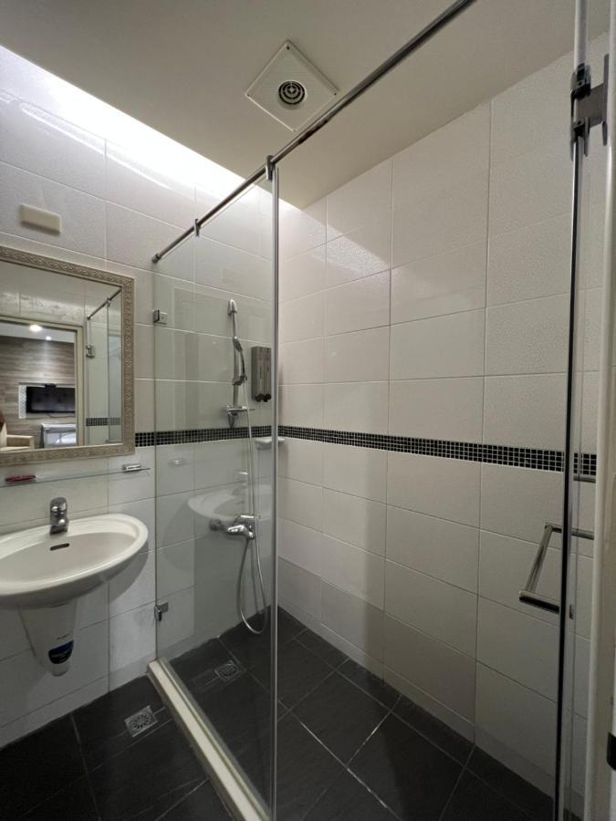 Dlinn Hotel Taichung Exterior photo