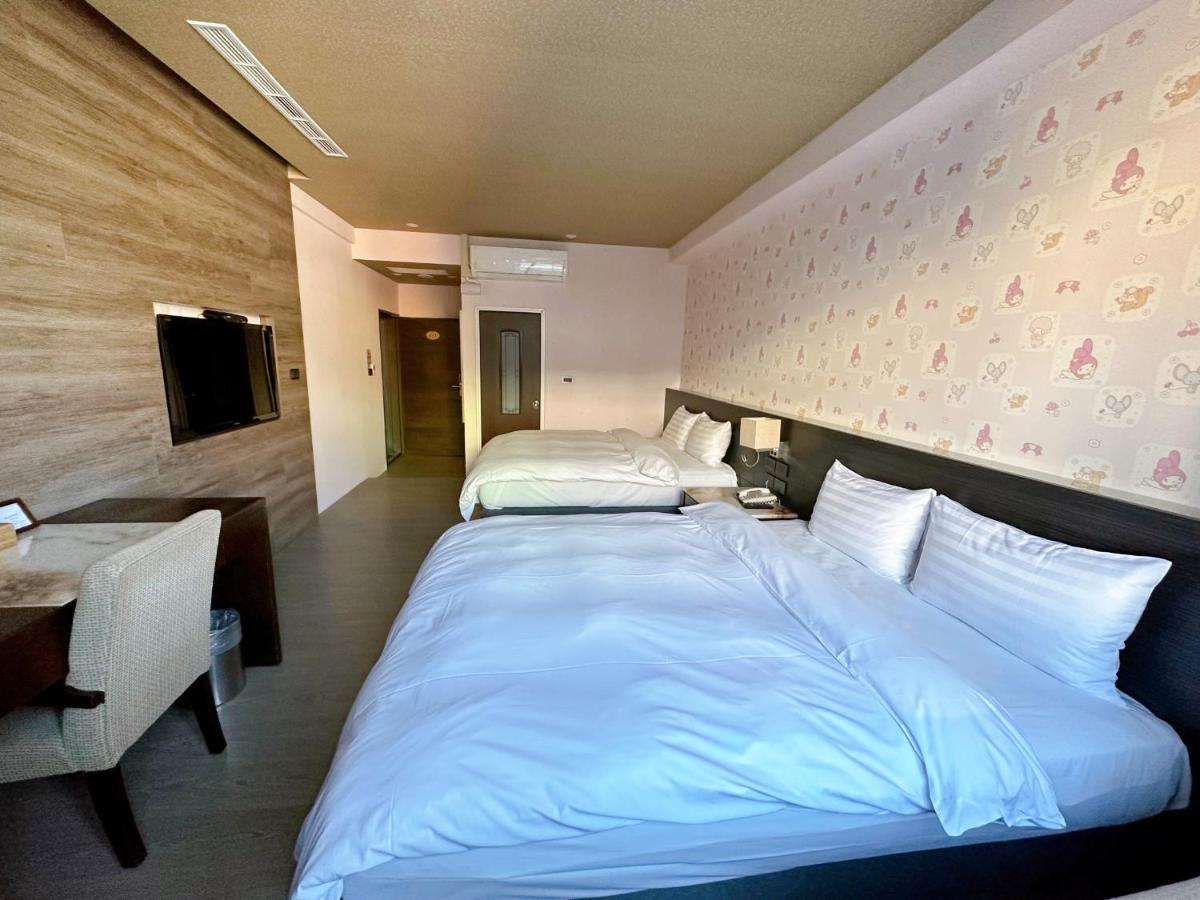 Dlinn Hotel Taichung Exterior photo