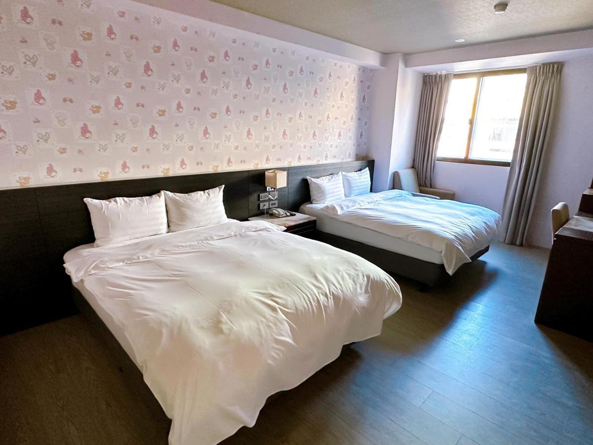 Dlinn Hotel Taichung Exterior photo