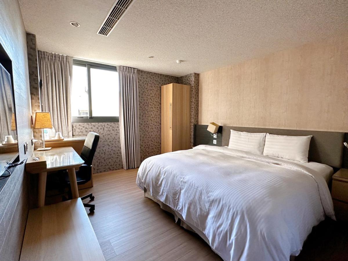 Dlinn Hotel Taichung Exterior photo