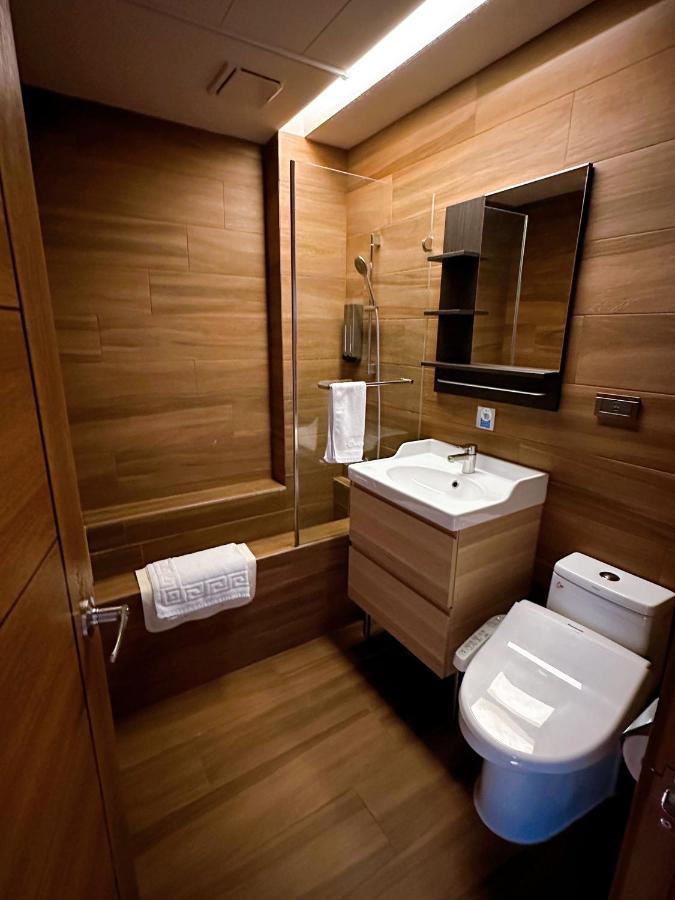 Dlinn Hotel Taichung Exterior photo